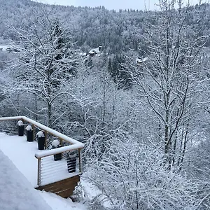 https://chalet-chamois.hotels-rhonealpes.com