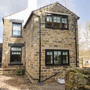 https://the-cottage-barnsley.yorkshirehotels.net