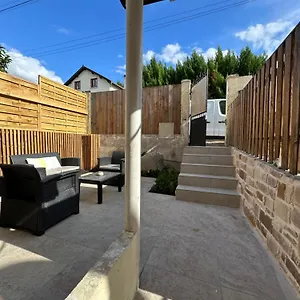 Logement Avec Terrasse Et Entree Independantes A 25 Min De Paris Yerres