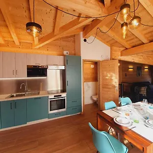 https://chalet-delphinette.hotels-rhonealpes.com